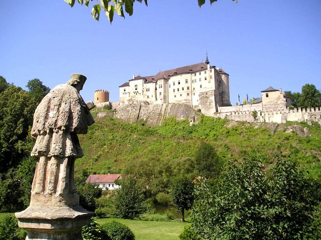 Lâu đài Cesky Sternberk